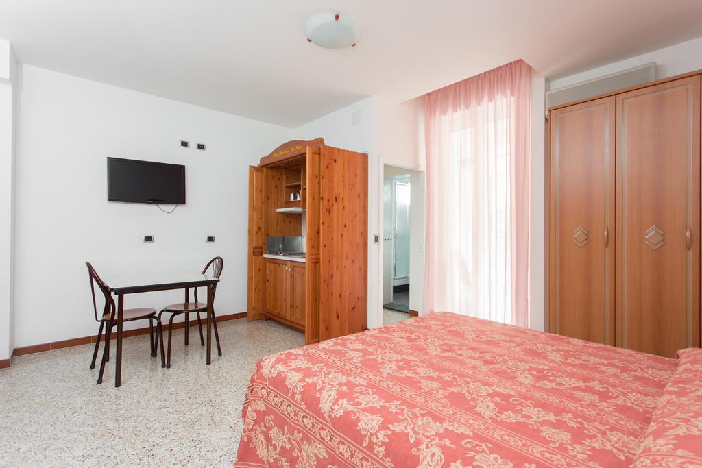 Hotel Residence Des Bains Cesenatico Quarto foto